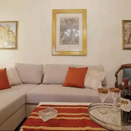Apartment Mira